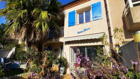 Studio clair, climatisé avec jardin et parking
